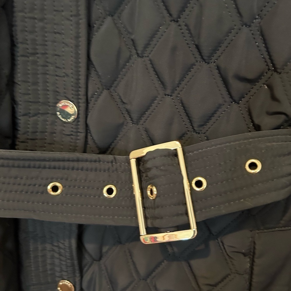 Michael Kors NWT Black Quilted Coat. - Picture 2 of 16